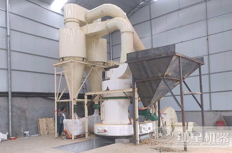 雷蒙磨粉機現場實拍 雷蒙磨粉機現場實拍